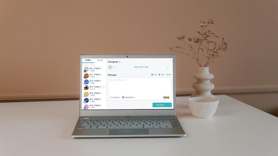 VBOUT social media message composer